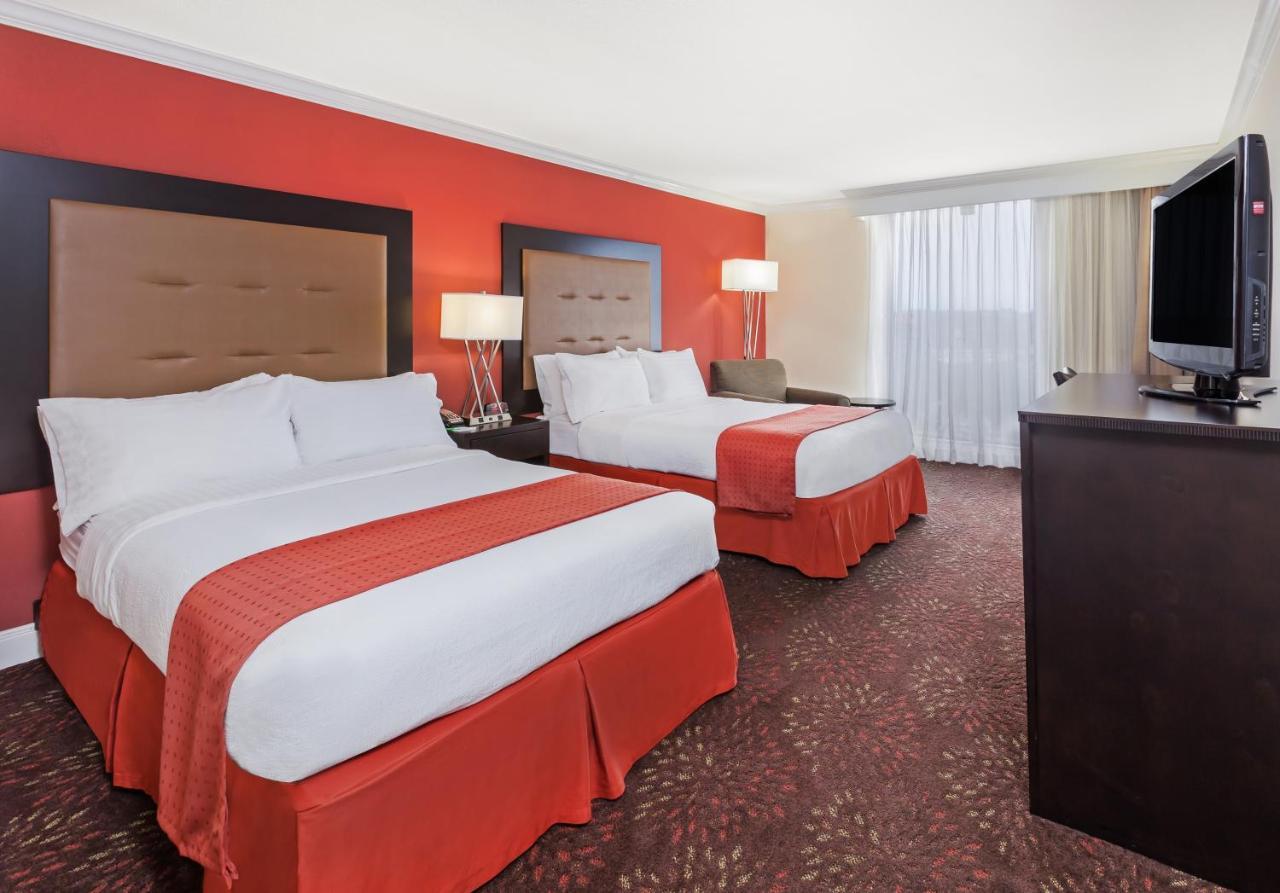 Holiday Inn Tyler - Conference Center By Ihg Exterior photo