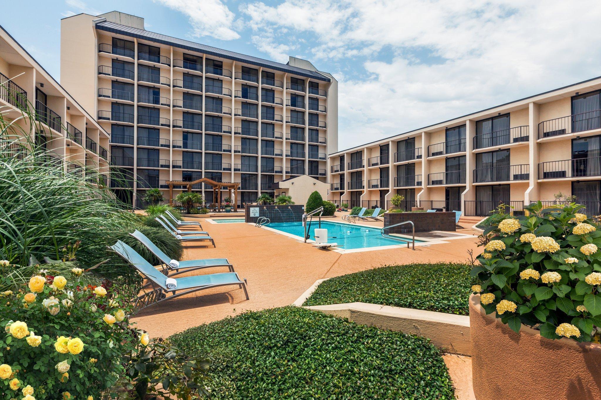 Holiday Inn Tyler - Conference Center By Ihg Exterior photo