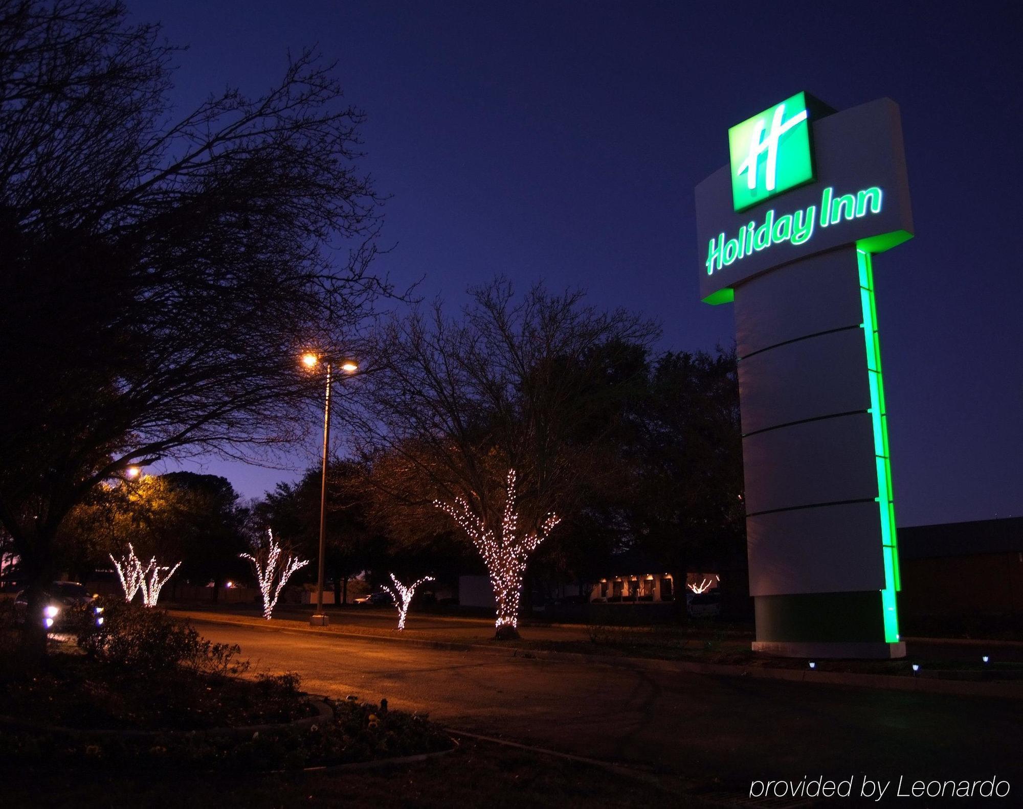 Holiday Inn Tyler - Conference Center, An Ihg Hotel Exterior photo